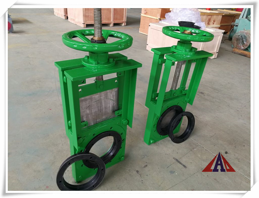 手動(dòng)對(duì)夾式礦漿刀閘閥