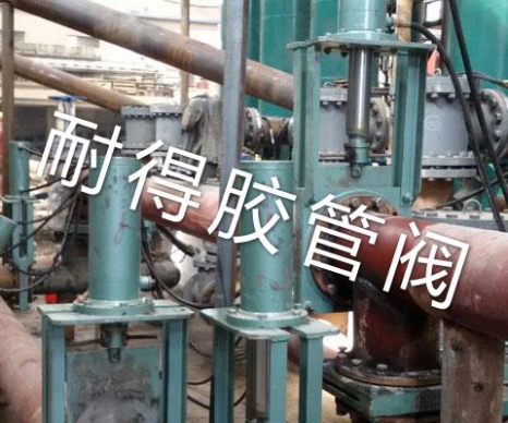 液動(dòng)無(wú)隙閘閥現(xiàn)場(chǎng)