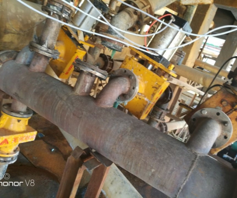 氣動管夾閥現(xiàn)場